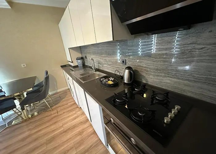 Ef شقة فندقية *